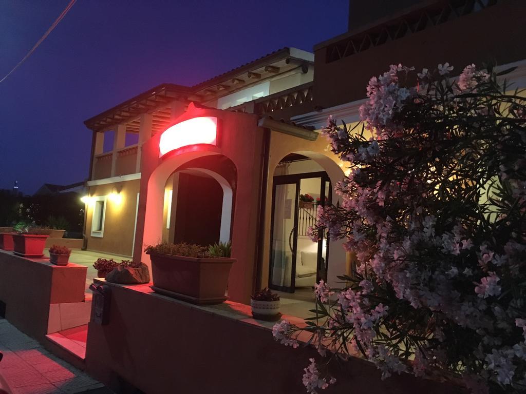 Hotel Maxim Olbia Zewnętrze zdjęcie