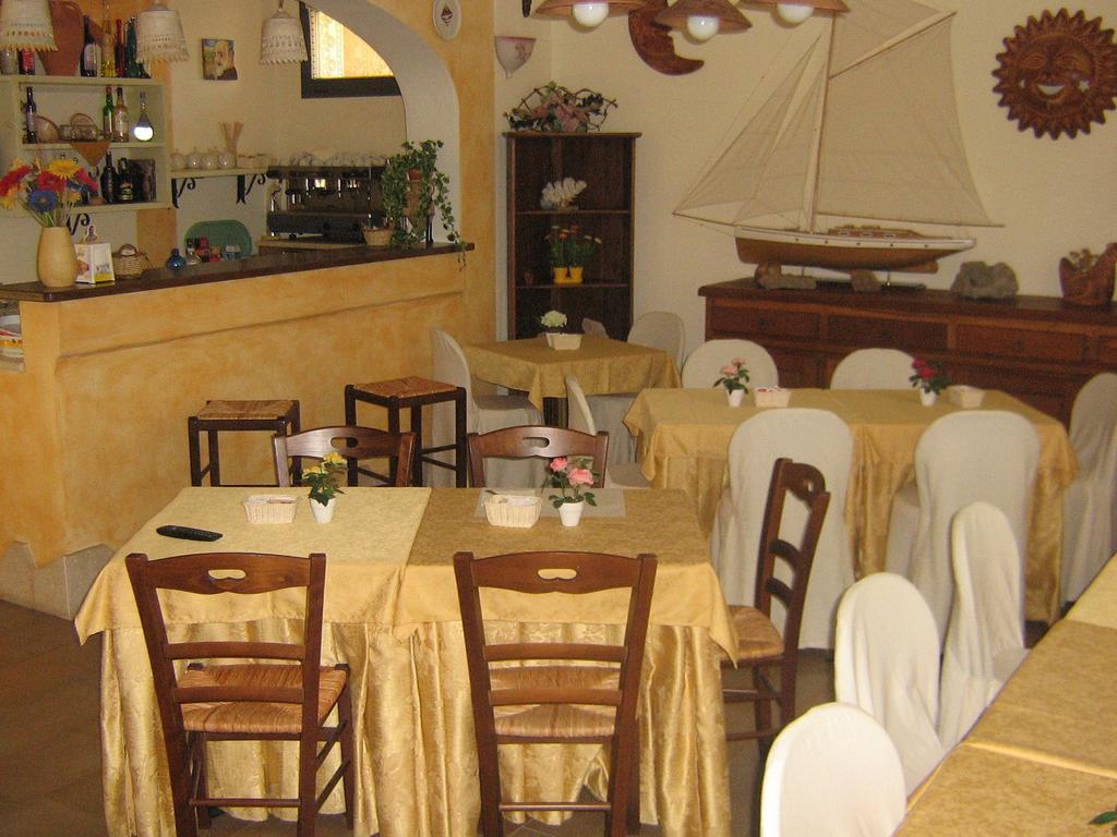 Hotel Maxim Olbia Zewnętrze zdjęcie