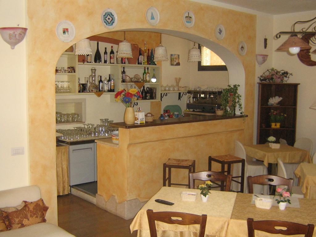 Hotel Maxim Olbia Zewnętrze zdjęcie