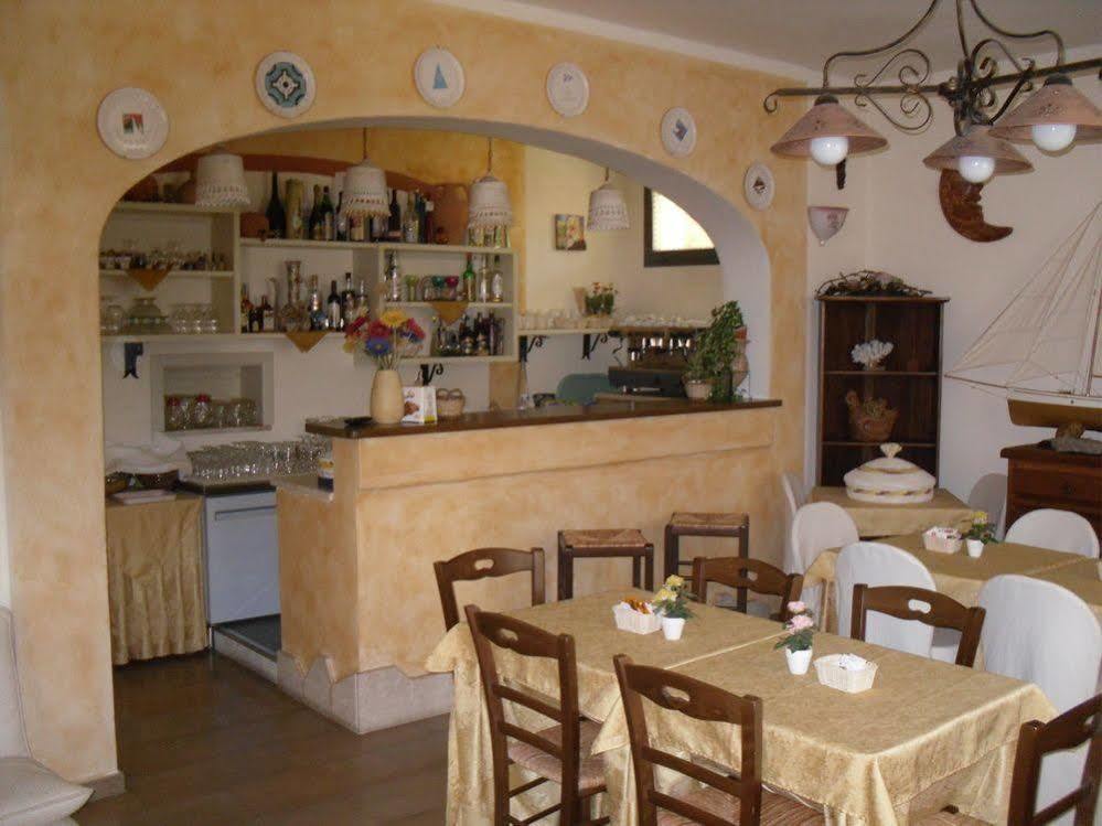 Hotel Maxim Olbia Zewnętrze zdjęcie